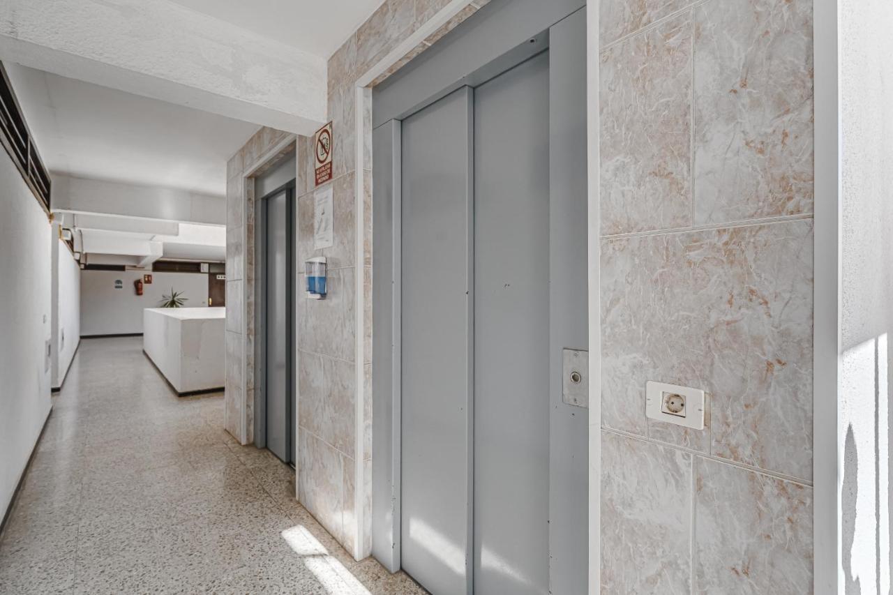 Olympia Apartments Плая де лас Америкас Екстериор снимка
